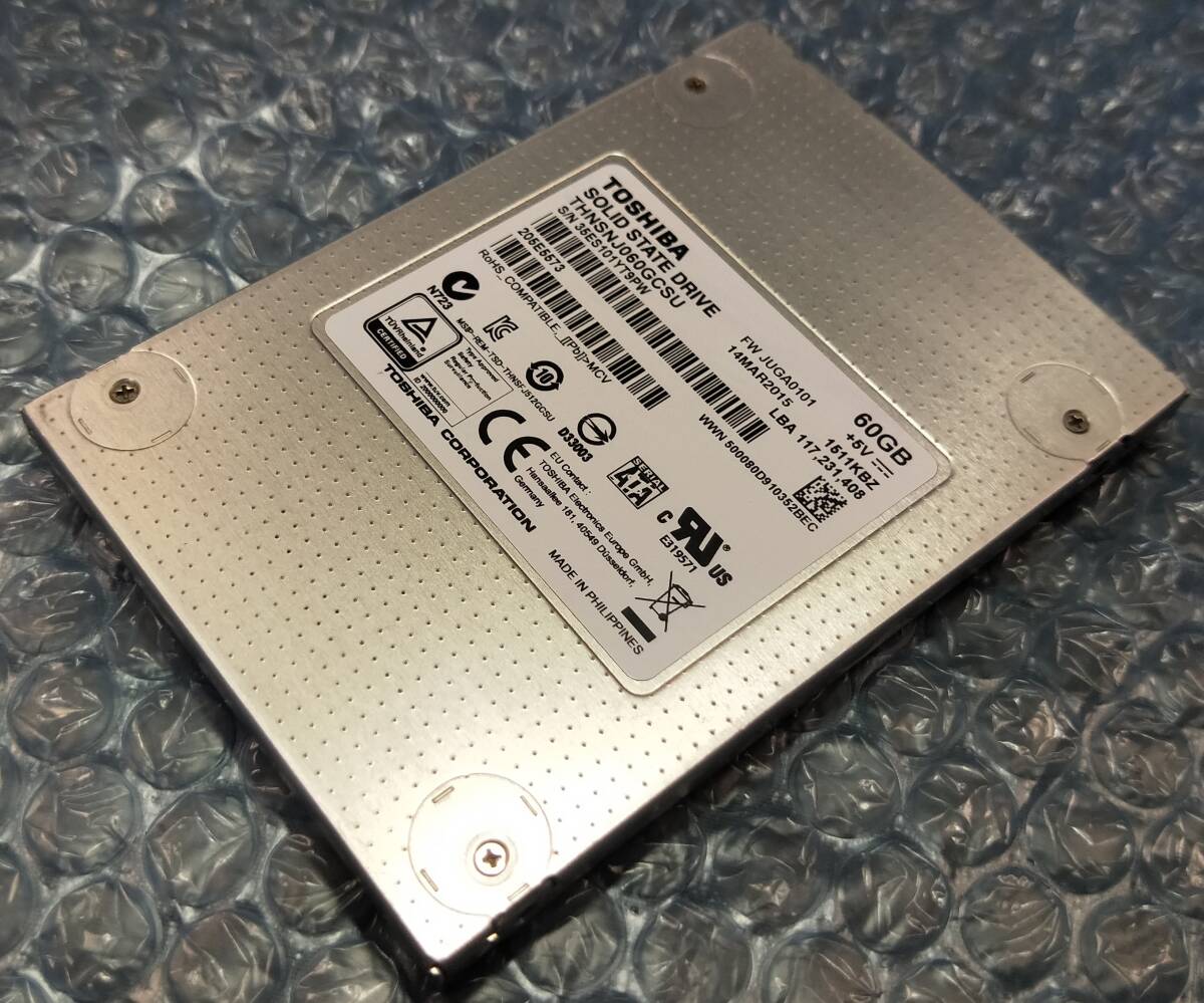 【中古パーツ】2.5 SATA SSD 1台 正常 TOSHIBA HNSNJ060GCSU 60GB 使用時間31823H■SSD3018拍卖