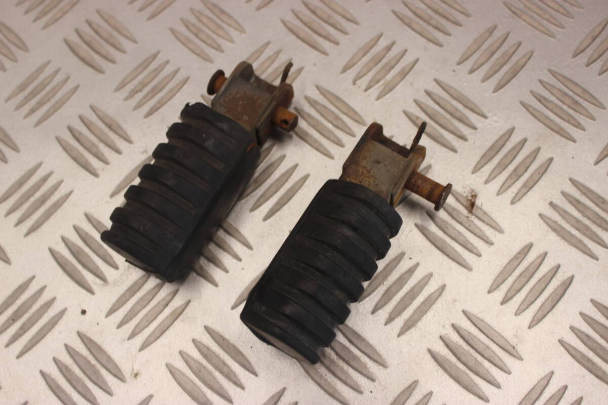 の PW50(36E)純正左右ステップ拍卖