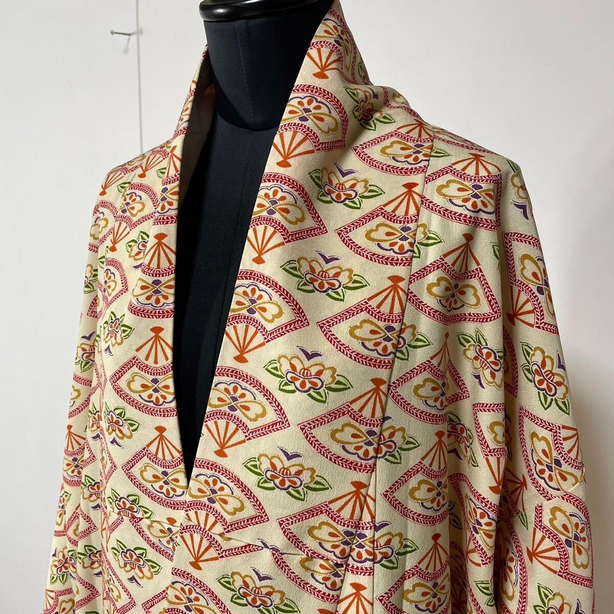 着物 和柄 扇子 扇面 蓮 睡蓮 クリーム拍卖