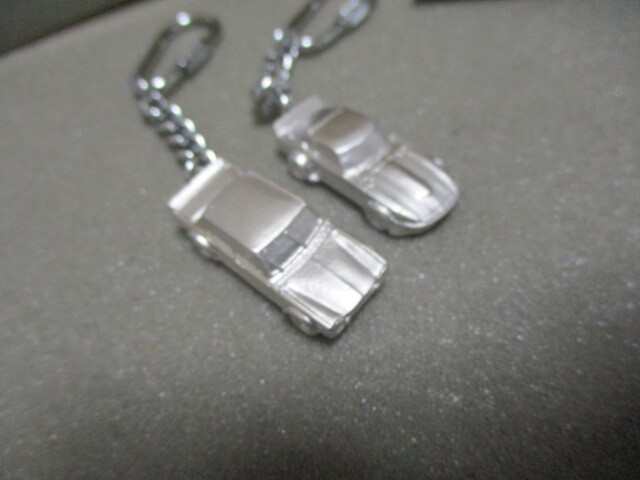 フェアレディZ・240ZG・ハコスカGTR・GT-R 当時物 金属製 ミニカーキーホルダー・キーリング 未使用 S30Z・KGC10拍卖