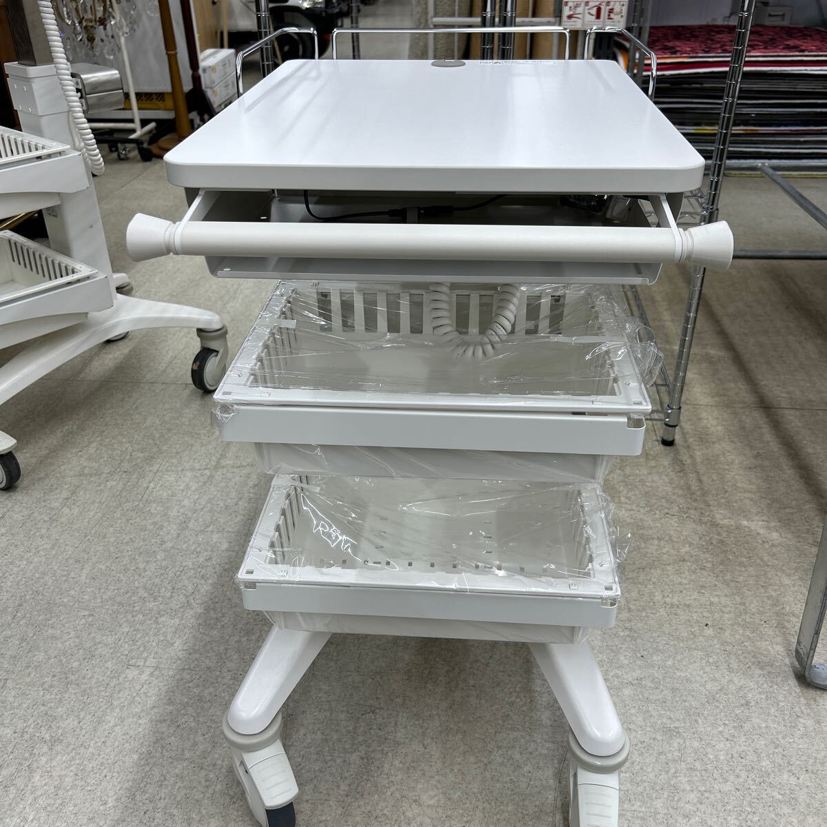 未使用品 オリバー リフトワゴン 昇降ワゴン 拍卖