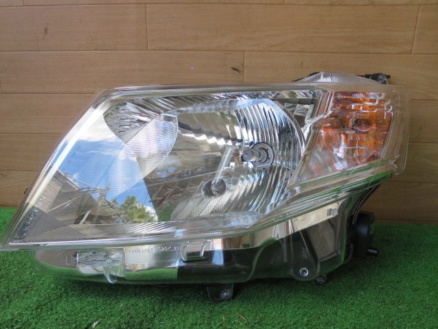 トヨタ ルーミー M900A R1年式 ■左ヘッドランプ ■ハロゲン ■レベライザー仕様【スタンレー/W3920】中古 ★213123拍卖