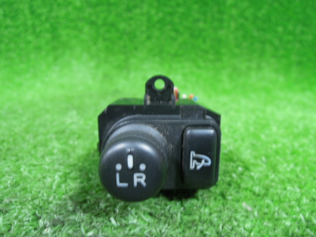 ダイハツ タント L385S 電動格納 ドアミラースイッチ 中古 2268T 配線10本 カプラー付き 13420拍卖