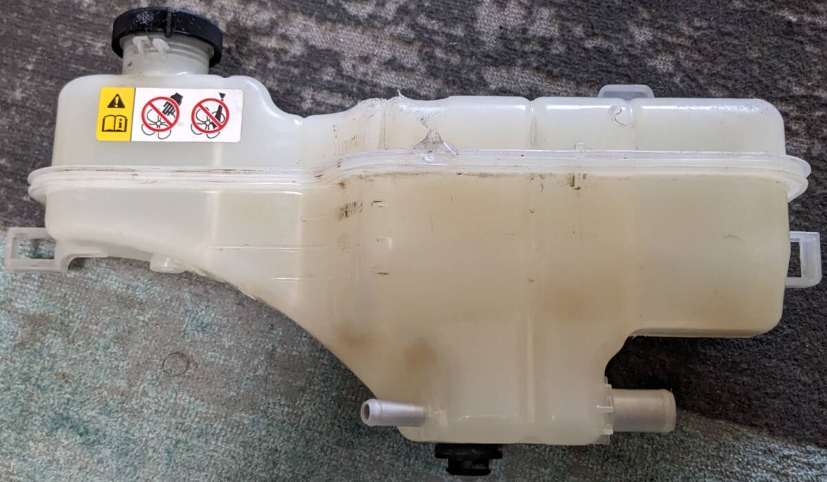 トヨタ クラウン アスリート ハイブリッド DAA-AWS210 H29年 ラジエーター リザーブタンク拍卖