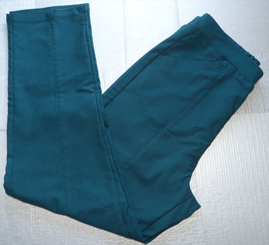 ★ 新品タグ付き レディース セリアント テーパードパンツ M 文化服装学院監修 グリーン ★拍卖