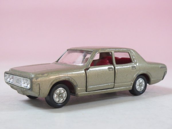 68674■トミカ 32-1-1 クラウン拍卖