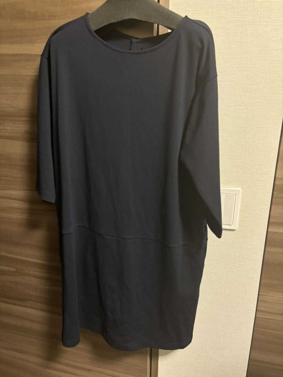 新品未使用 エフデ 13号 ワンピース ネイビー バックボタンおしゃれ 着痩せ着まわし 大きい 上品上質 即決あり拍卖