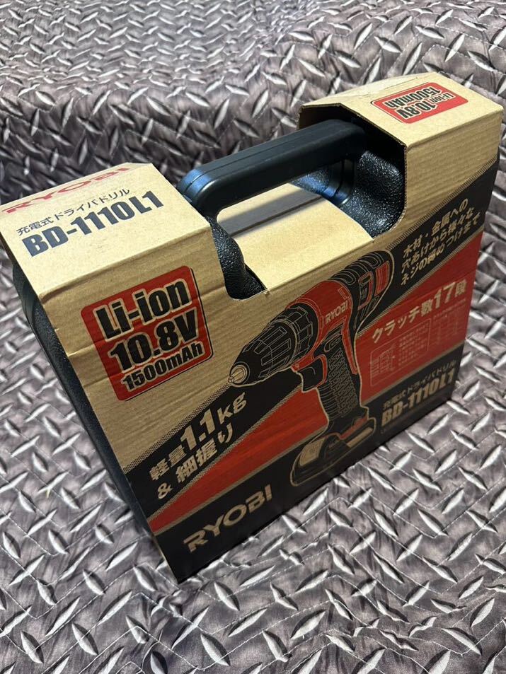 リョービ 京セラ BD-1110L1充電式ドライバドリル 軽量細握りで女の子にも扱いやすい!拍卖