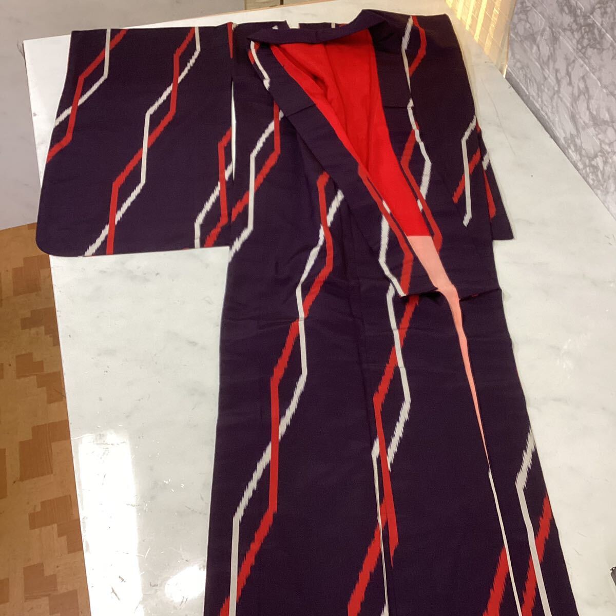 女性用 着物 シンプル 紺系 レディース 和装 モダン ホワイト 赤 N78拍卖