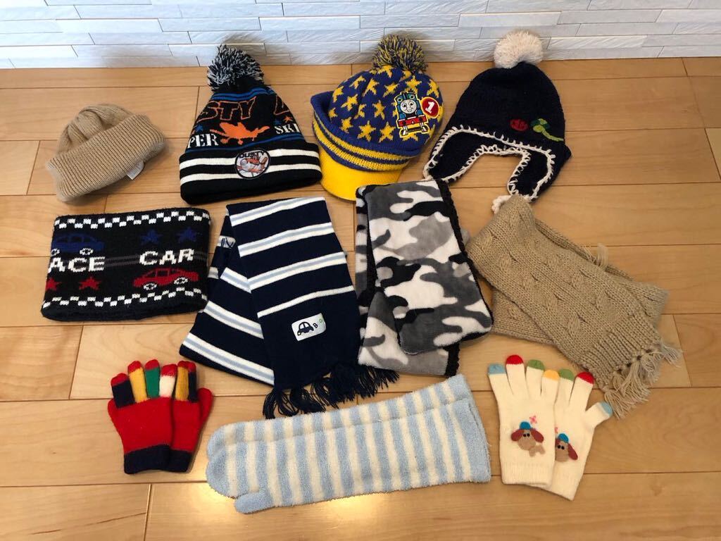 ニット帽 マフラー ネックウォーマー 手袋など 冬セット まとめて拍卖
