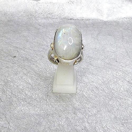 送料無料!幻想的な輝き・ブルームーンストーンのシルバー925のリング(指輪)26拍卖