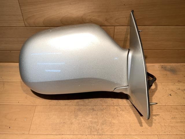 グランドハイエース KH-KCH16W 右サイドミラー 87910-26331-B1拍卖