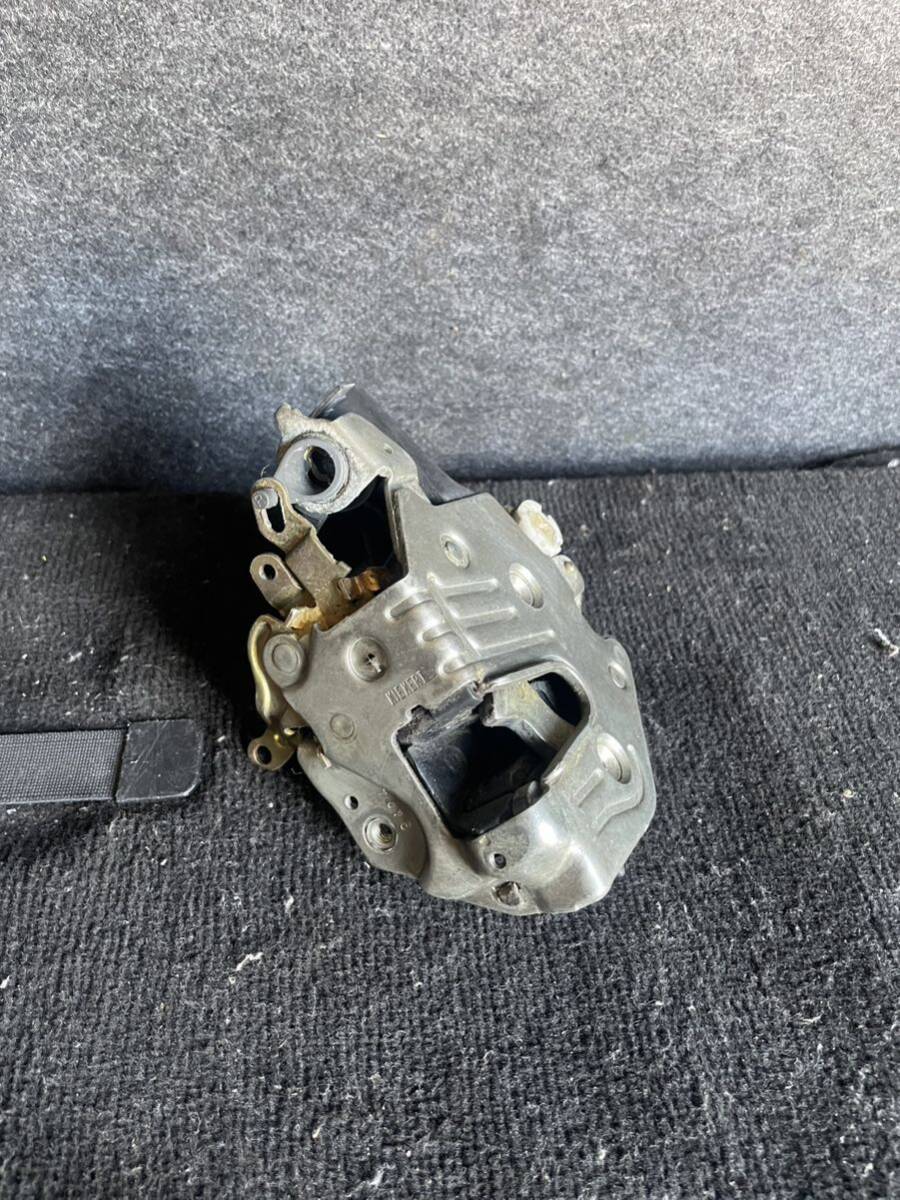 ベンツ Eクラス w124 300TE 前期 純正 右 フロント ドアロック アクチュエーター拍卖