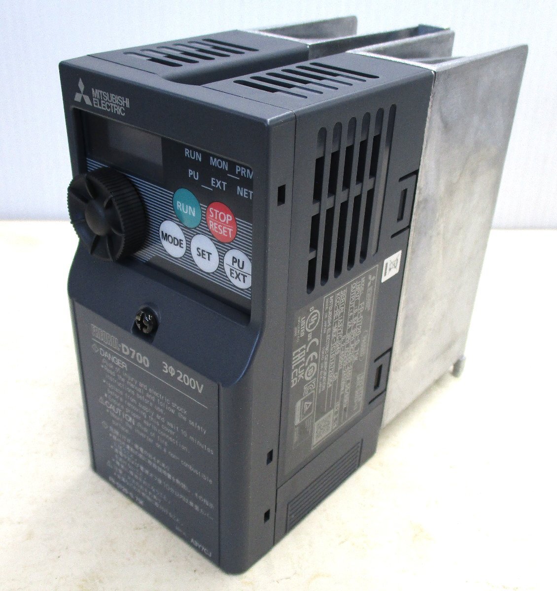 ★ 97873 インバーター 三菱電機 FREQROL-D700 3相200V 50/60Hz 未使用 ★拍卖