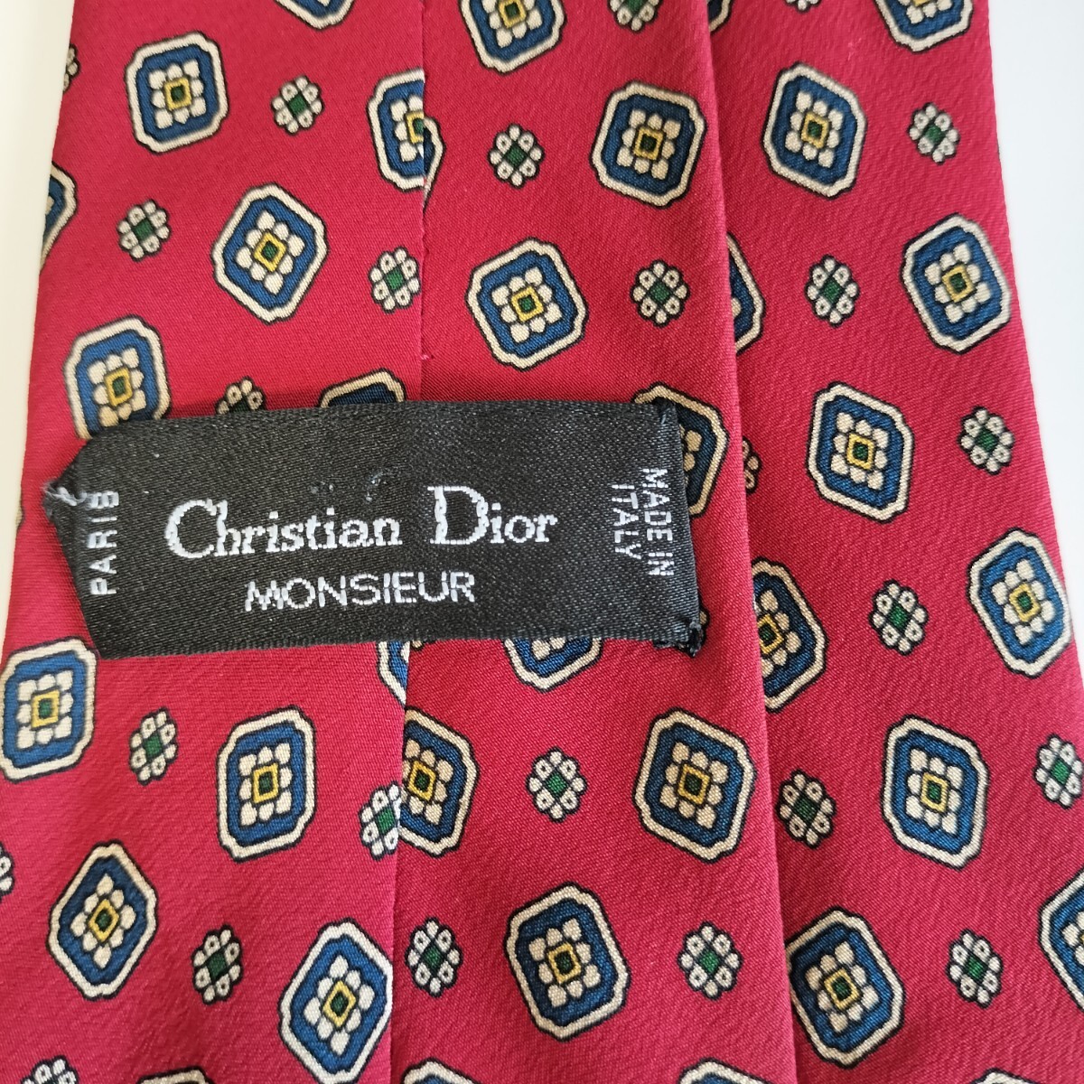 Christian Dior(クリスチャンディオール)赤青花四角ネクタイ拍卖