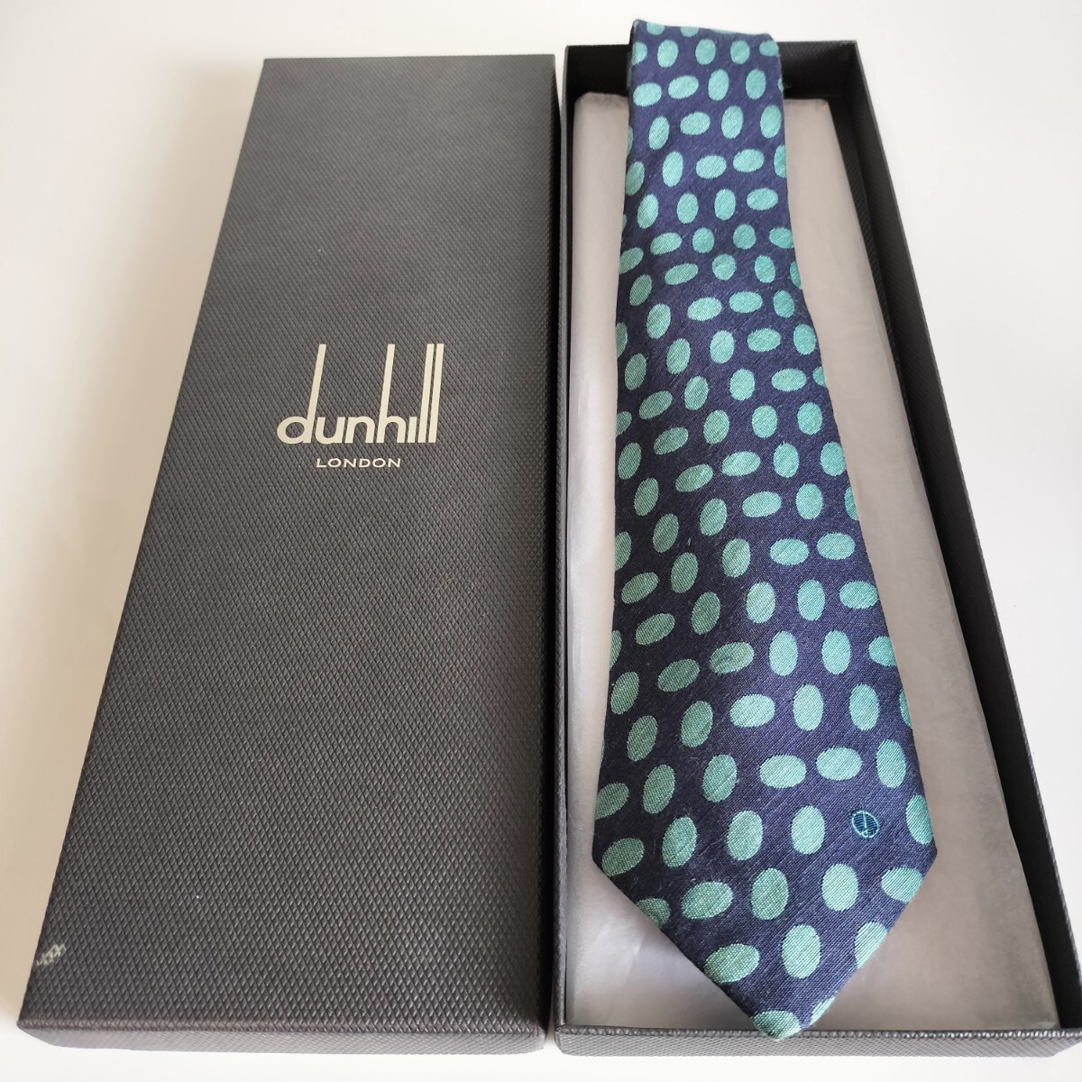ダンヒル(Dunhill)紺緑丸柄Dロゴネクタイ拍卖