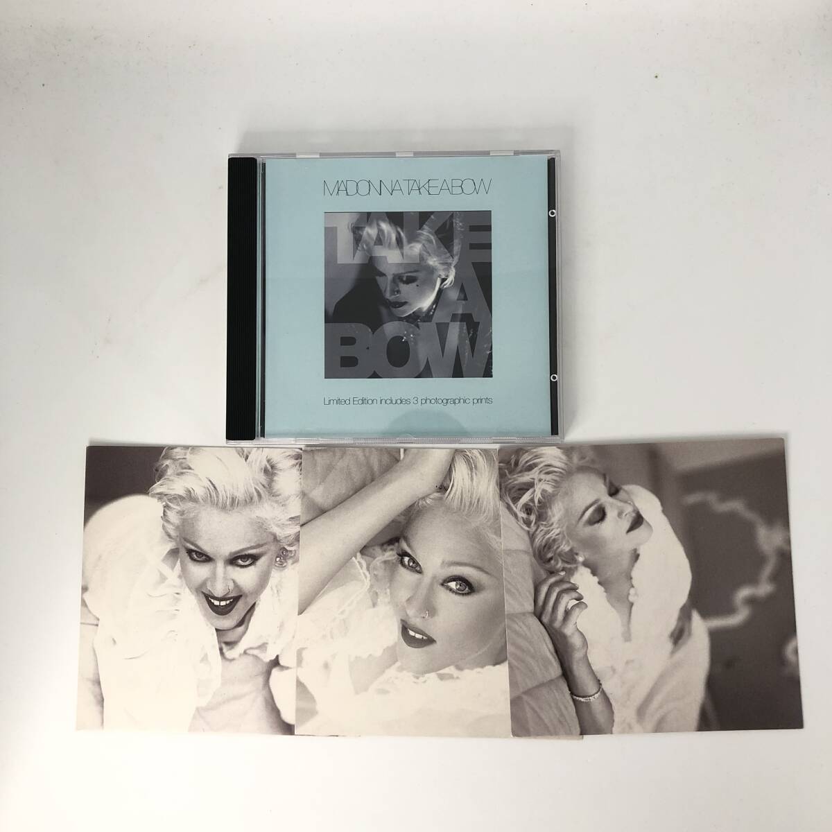 UK盤 中古CD1994年盤 Madonna Take A Bow フォトカード3枚付 マドンナ テイク・ア・バウ 個人所有 B拍卖