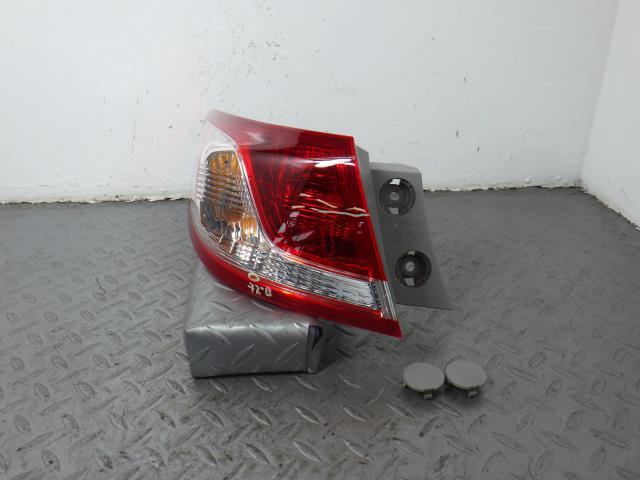 オデッセイ RB3 左 テール ランプ ライト 33551-S 003拍卖
