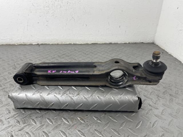 ワゴンR CT21S 右Fロアアーム 45200-69D00拍卖