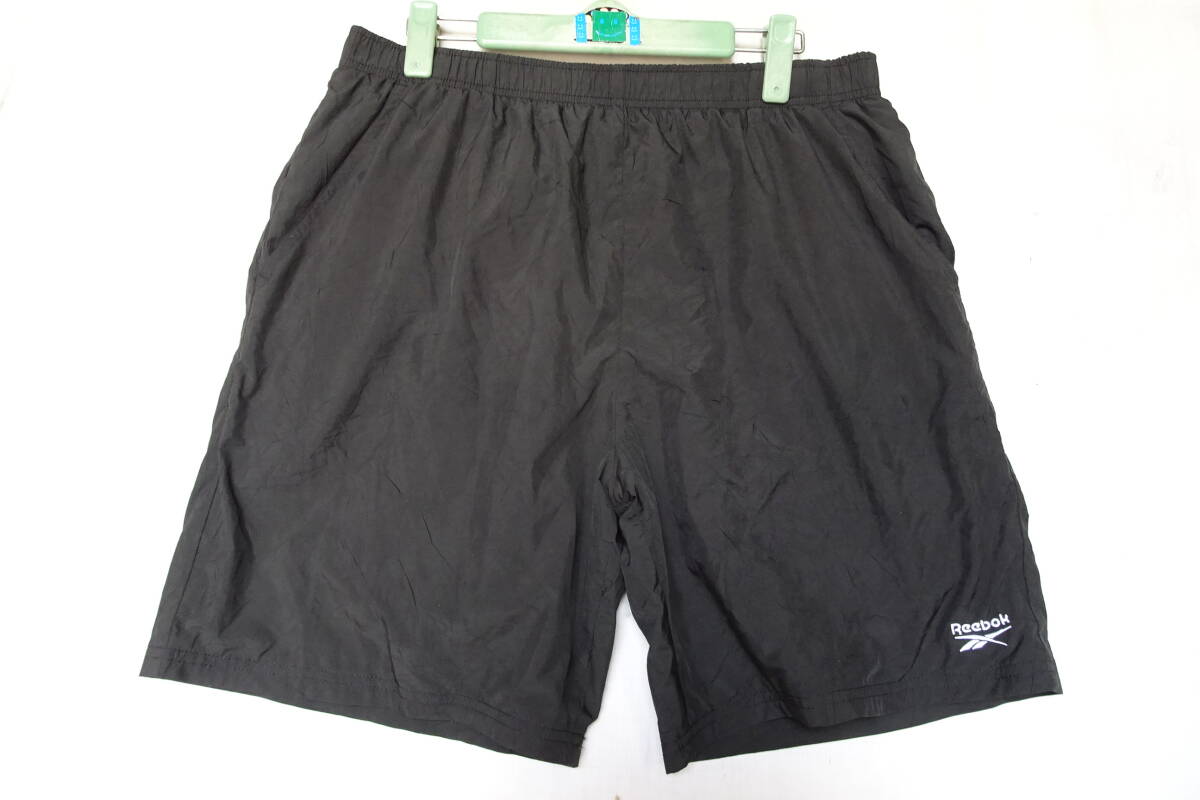 Reebok/リーボック/ショートパンツ/ひざ上丈/ナイロン系ポリエステル素材/裏地メッシュ素材/スポーツ/黒/ブラック/Lサイズ(8/22R)拍卖