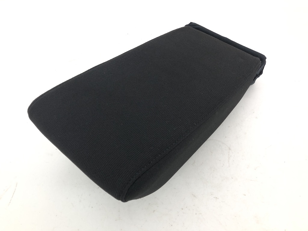 _b184166 トヨタ アルテッツァ AS200 ワイズセレクション GXE10 アームレスト リア リヤ 肘掛け FD20 SXE10 JCE10 ジータ拍卖