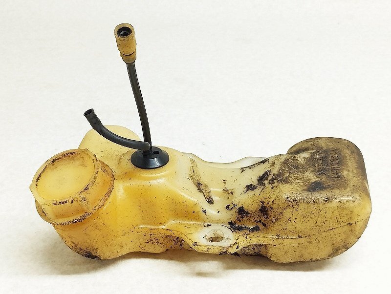 RYOBI リョービ 草刈機 刈払機 EKK-2400 燃料タンク 中古拍卖