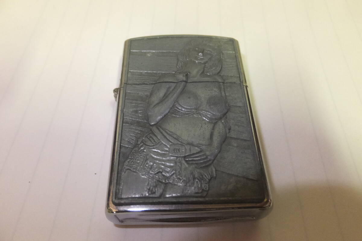 ■ こ-69 オイルライター 未使用 レトロ 喫煙具 箱なし ※約寸:高5.7cm 幅3.7cm 奥1.5cm 重さ90g拍卖