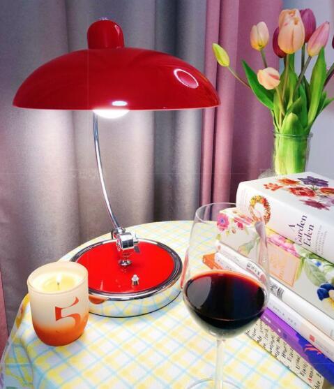 極上品◆ 美品登場☆ カイザーイデル テーブルライト 照明 レッド拍卖