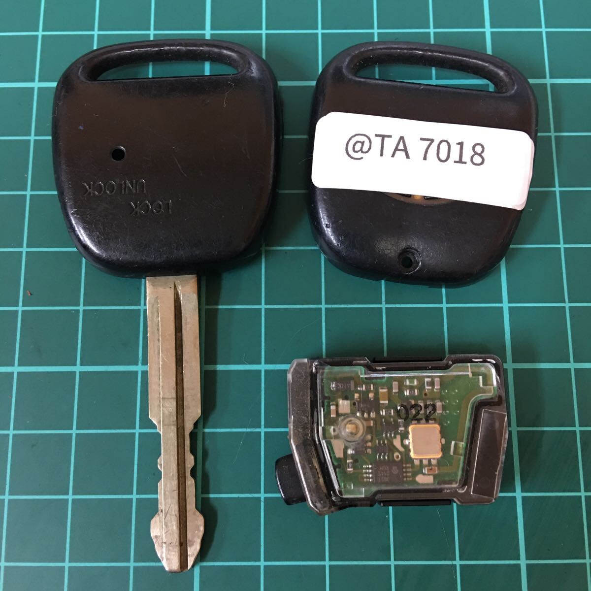 @TA7018 点灯なし トヨタ 純正 キーレス リモコン 1ボタン bB ウィッシュ イスト カルディナ MR-S ヴィッツ プリウス 等拍卖