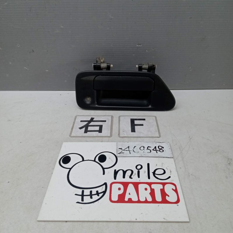 SYF6L タイタン 純正 右フロントアウターハンドル 2Z5-26-4/24C9548*同梱不可拍卖