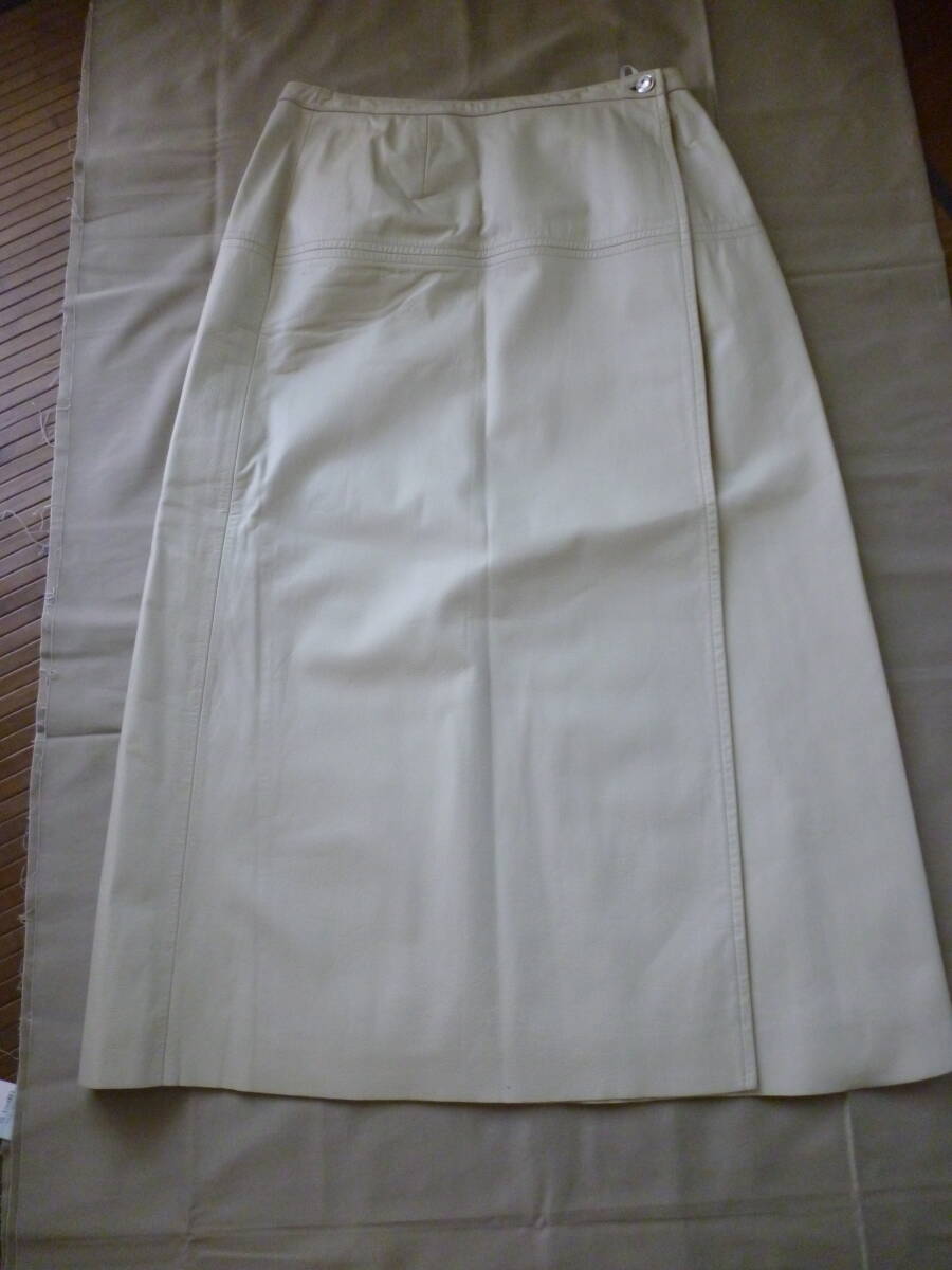 712-49♀:CHRISTIAN AUJARD クリスチャン・オジャール 牛革 レザー スカート ロング size13 色.アイボリー イトキン拍卖