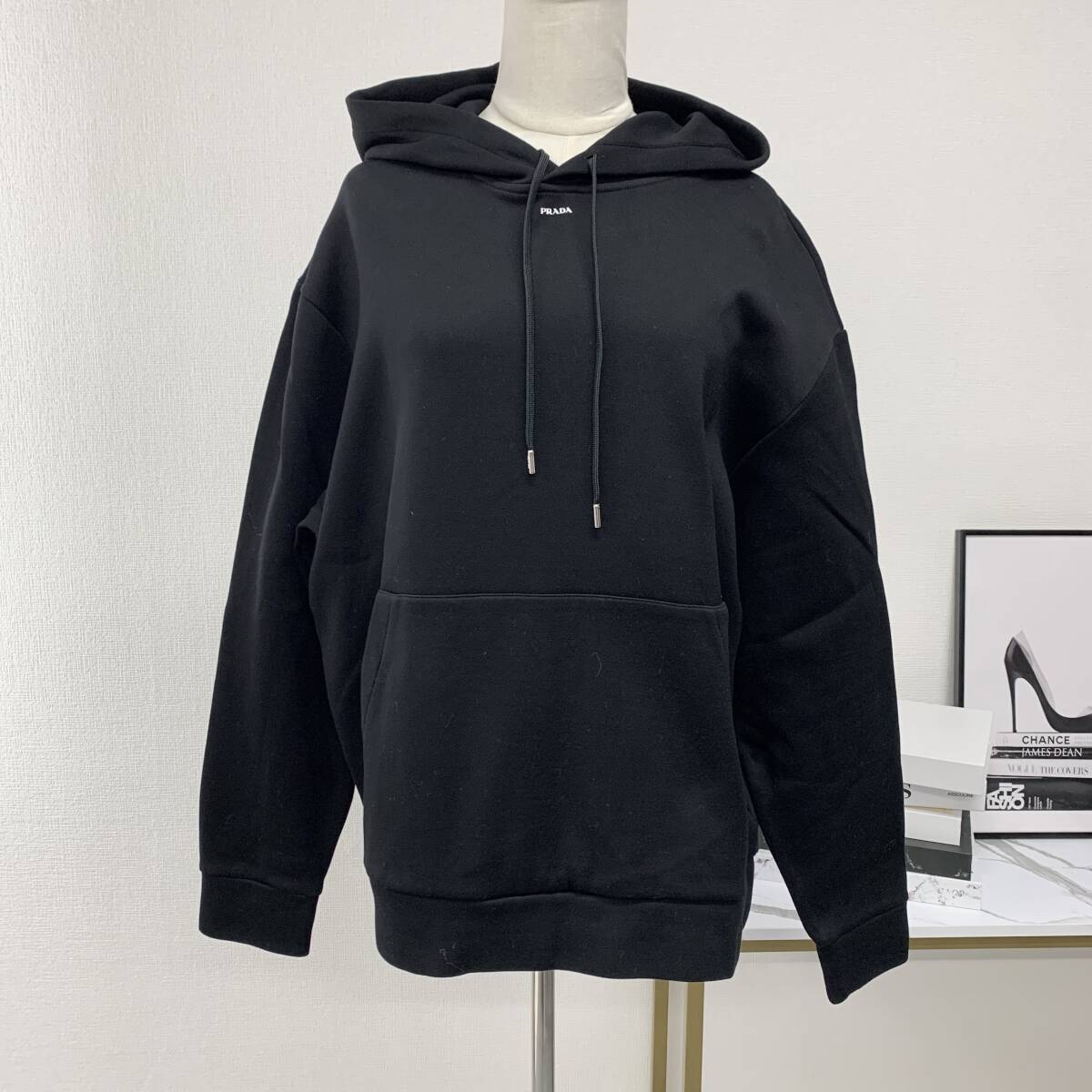 M10157 プラダ フーディ ポーチポケット コットン ロゴ ブラック拍卖