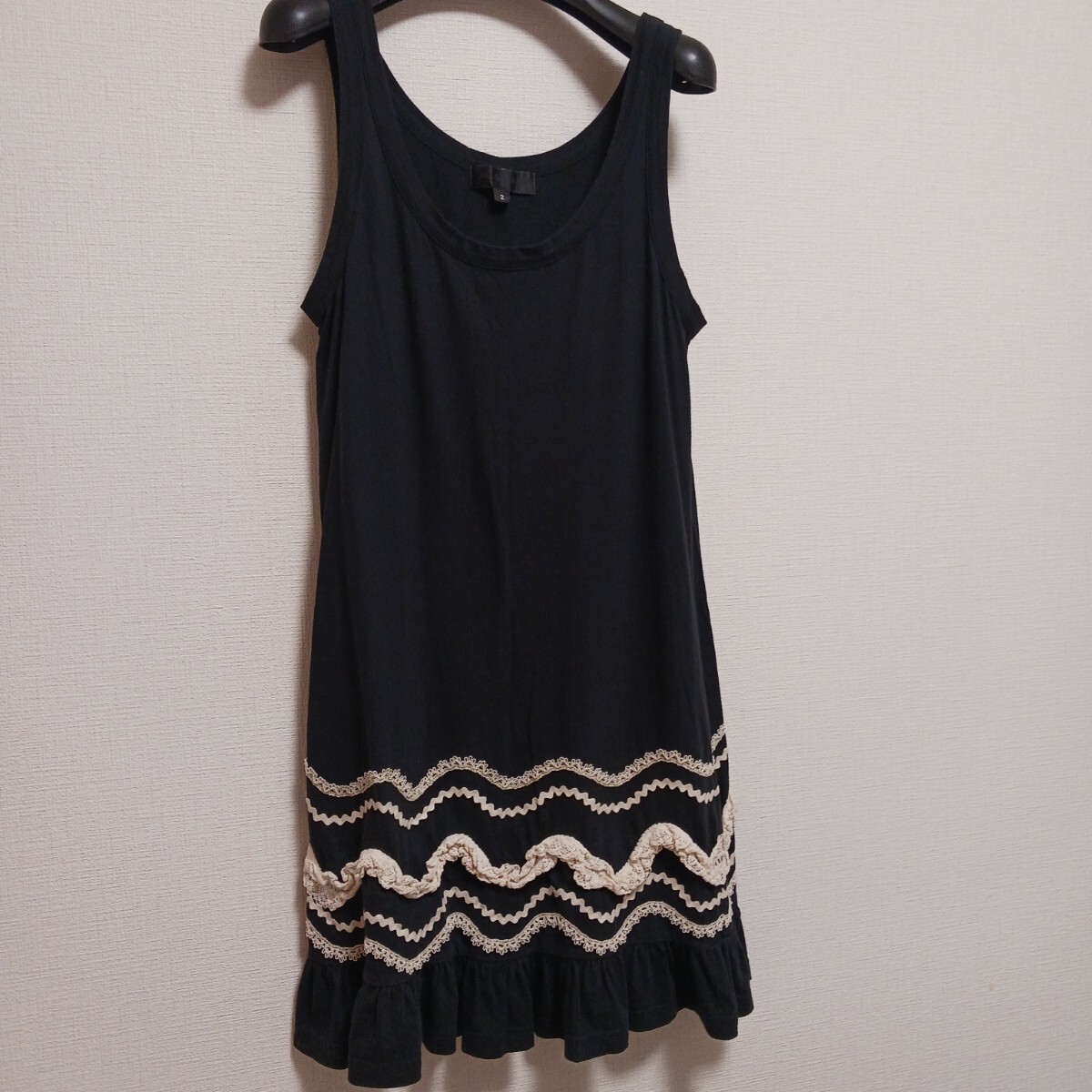 JILL STUARTワンピースカットソーチュニックフリル黒 タンクトップ拍卖