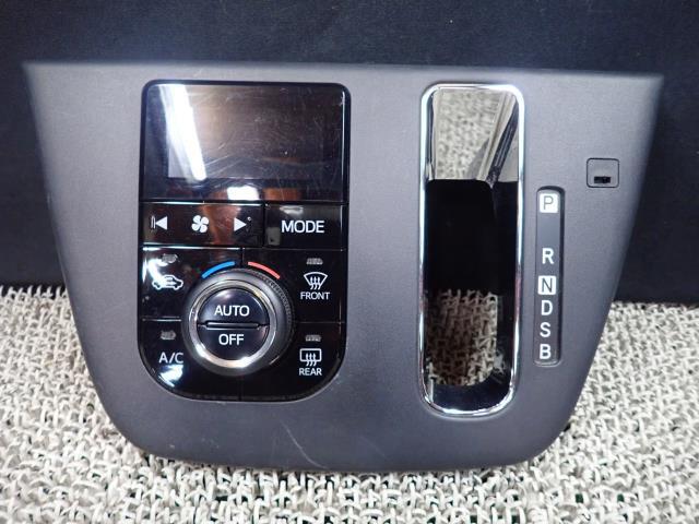 ミラトコット DBA-LA560S エアコンスイッチパネル W24 55910-B2700拍卖