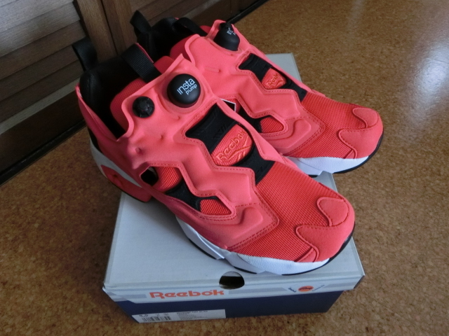 ”タグ付き新品未使用品” Reebok リーボック INSTAPUMP FURY OG NM FV4209 貴重色レッド 26.5cm/US8.5!!拍卖