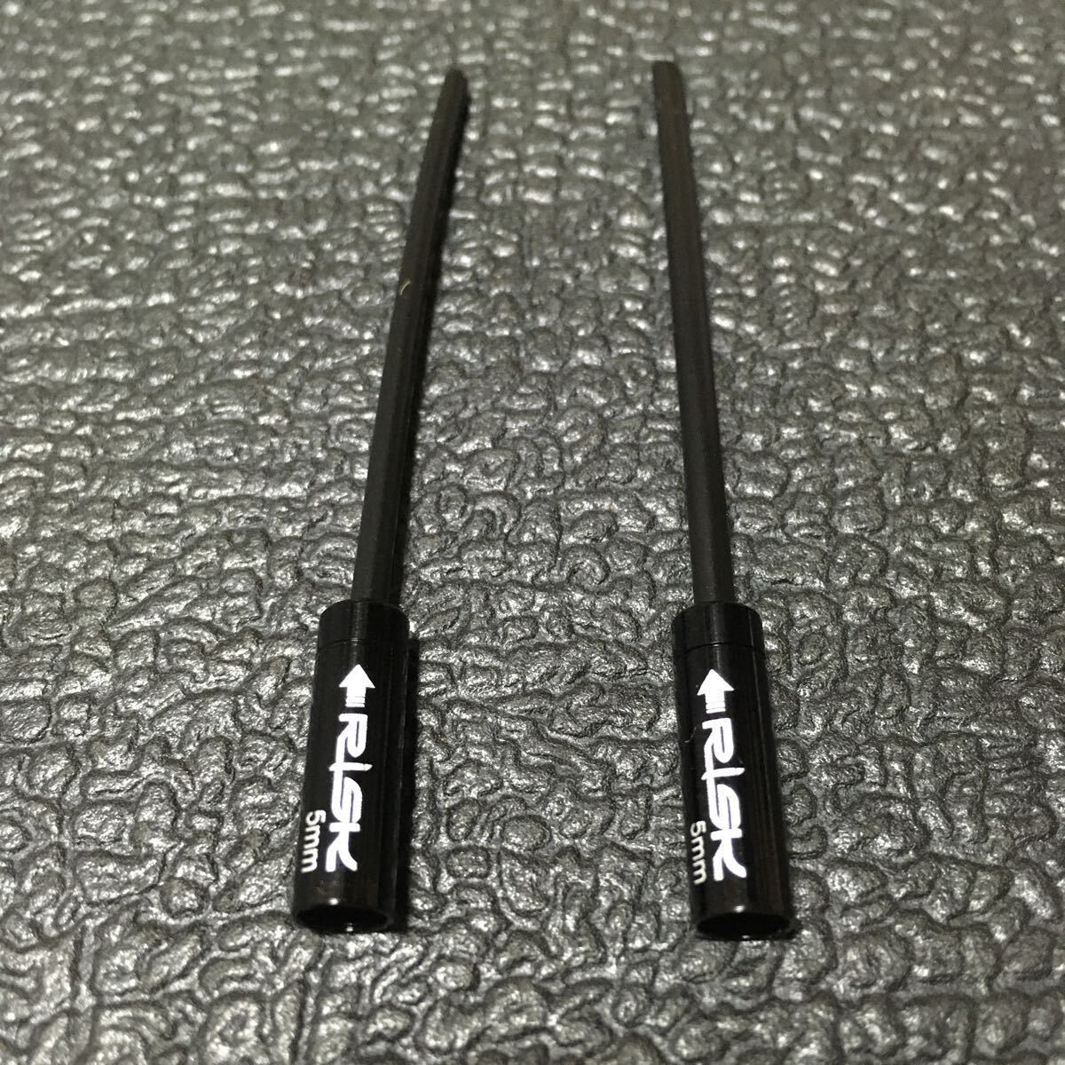 ☆ 即決・新品!! 自転車 ロングノーズ付き アウターキャップ φ5mm対応 2本 ☆拍卖