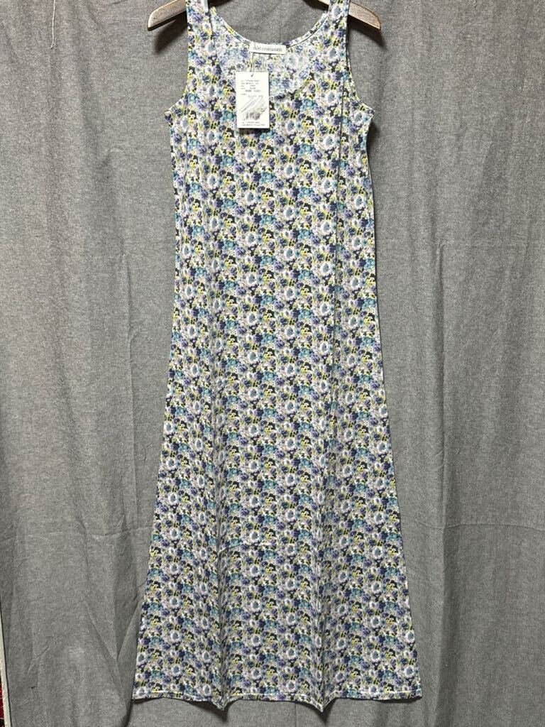新品 miel crishunant マキシ丈花柄ワンピース ベージュ系 さ拍卖