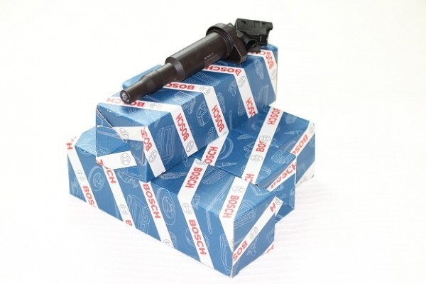 新品 BMW MINI イグニッションコイル ダイレクト R55 56 57 58 59 60 純正OEM BOSCH 12137575010/12138616153/12138657273 4本セット拍卖