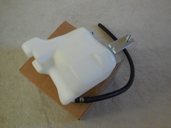 新品 ローバーミニ ラジエーターエキスパンタンク 1300インジェクション リプロダクト品 PCF10097拍卖