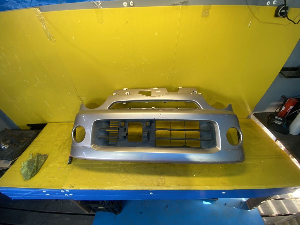 (42249) ダイハツ ムーヴラテ L550S フロントバンパー 送料は2980円(北海道/沖縄県はお問い合わせください)拍卖