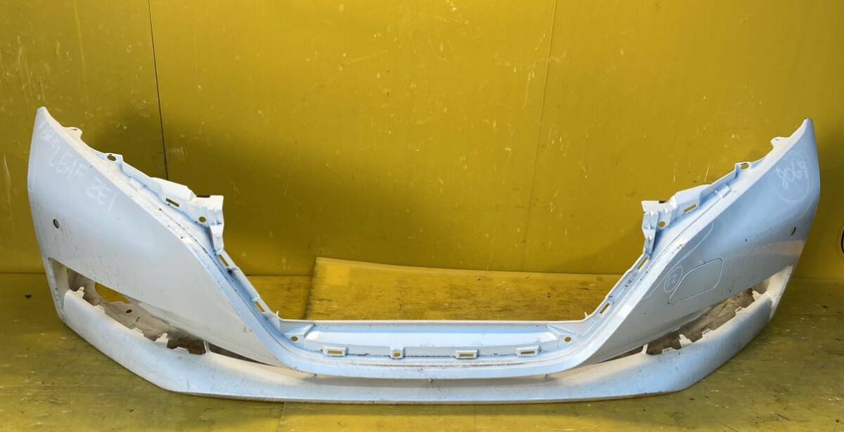 (42196) 日産 リーフ ZE1 フロントバンパー 送料は2980円(北海道/沖縄県はお問い合わせください)拍卖