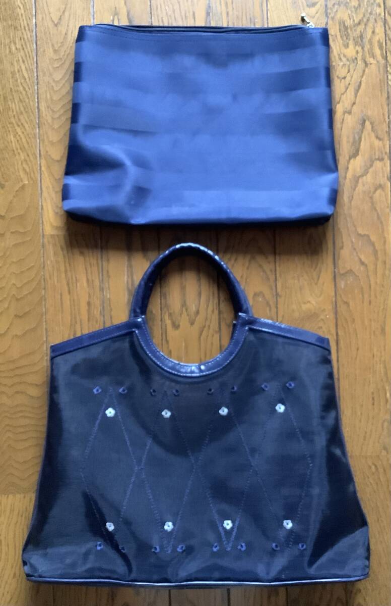 【美品】レディース メッシュバック ポーチ付き 紺色 花柄刺繍 夏の鞄 ハンドバック拍卖