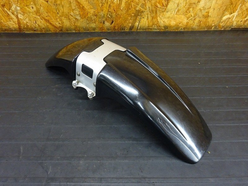 【240814】TW200(DG07J-003)● フロントフェンダー フェンダーステー 【検:TW225 DG09J 2JL拍卖