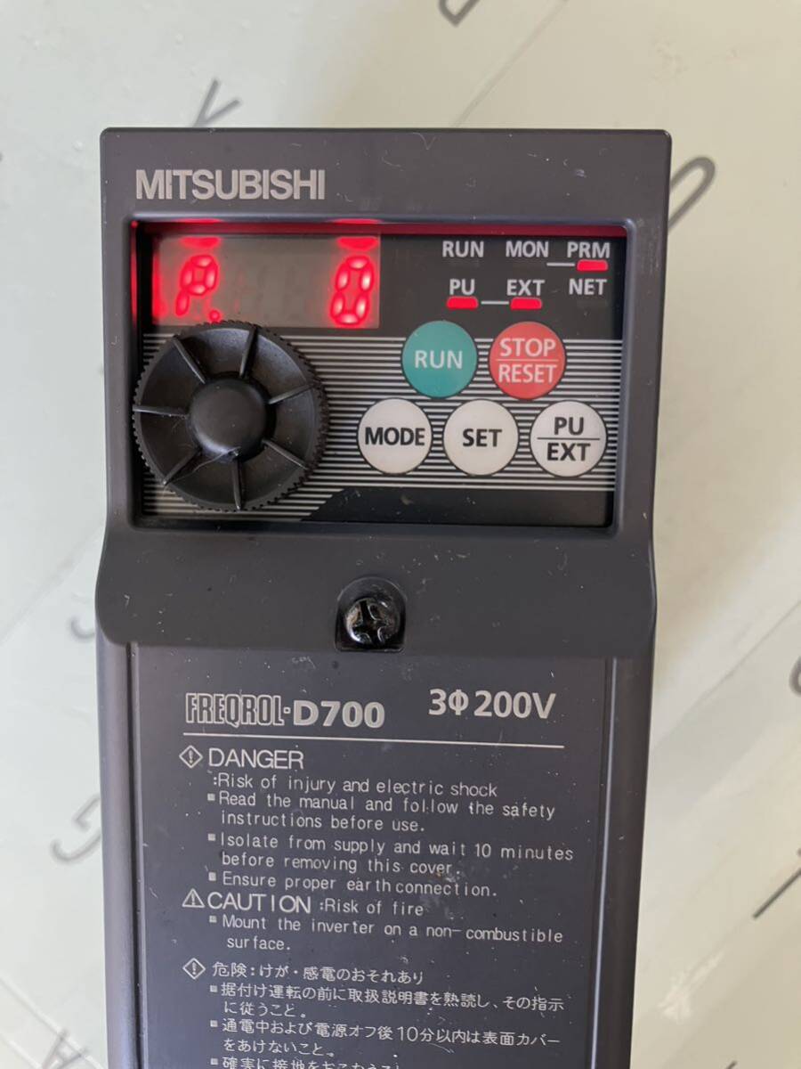 通電確認済 三菱電機 インバータ FR-D720-0.2K拍卖