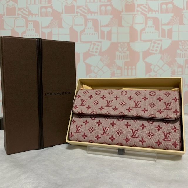 LOUIS VUITTON ルイヴィトン ポルトトレゾール 長財布拍卖