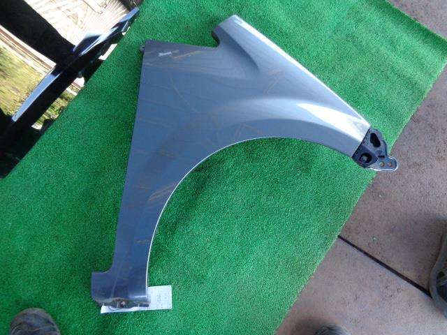 ムーヴ カスタム DBA-L175S 右Fフェンダー S35 プラチナグレーメタリック拍卖