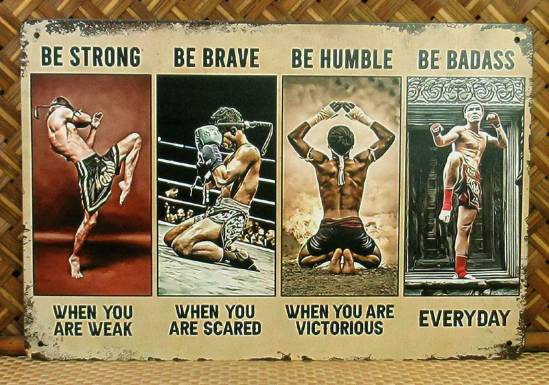 ブリキ看板 ムエタイ 20cm*30cm 輸入品 タイランド 強くあれ 勇者であれ アジアン エスニック 東南アジア キックボクシング拍卖