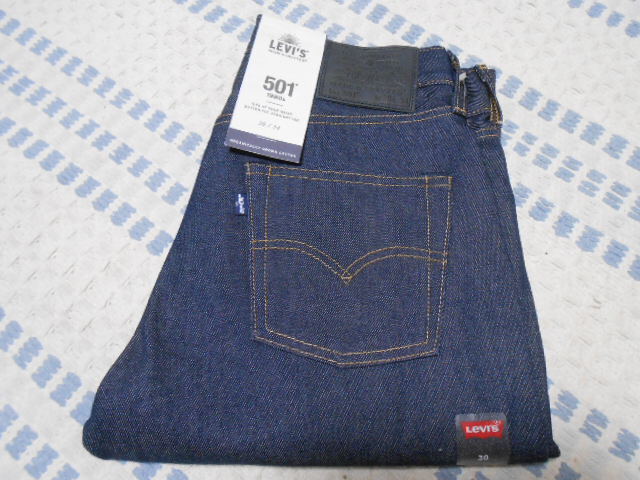 新品!限定!リーバイス MADE&CRAFTED 501 1980s W30・L34 ビッグE A22310000 青ミミ 501XX 赤ミミ 糊付きデニム リジット拍卖