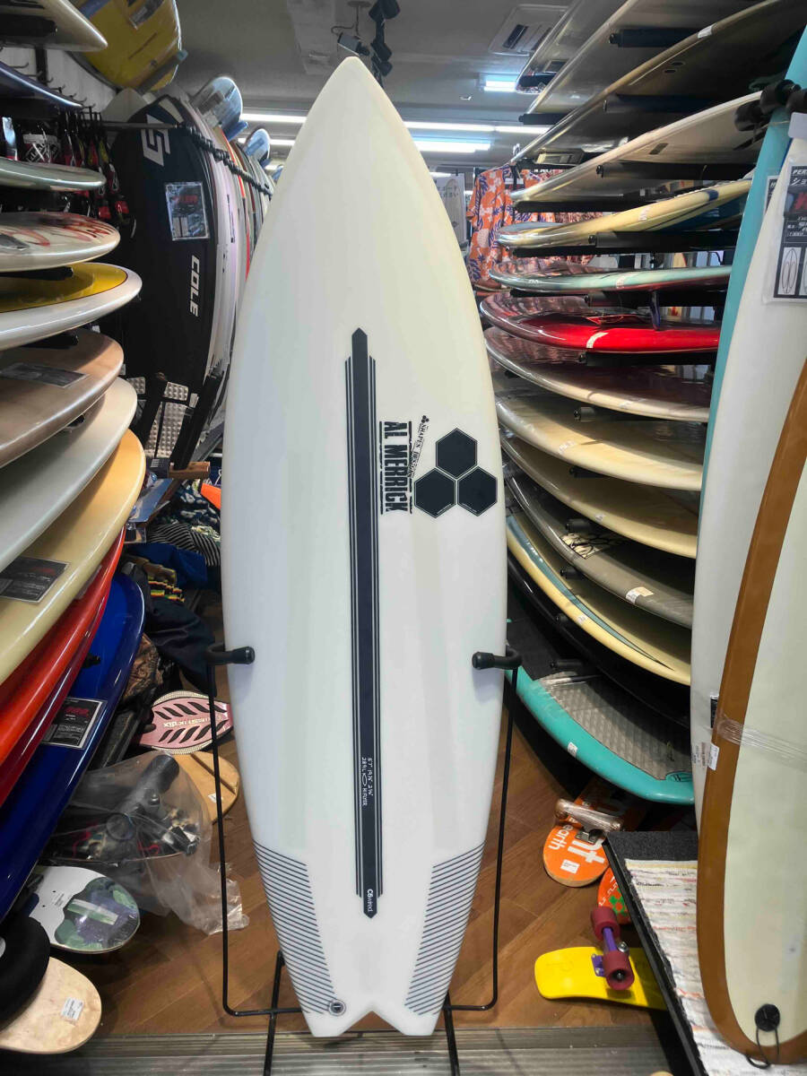 Channelisland HIFLYER 5'7' チャネルアイランド ハイフライヤー 5'7' サーフボード ショートボード 茅ヶ崎駅北口店 28.9L拍卖