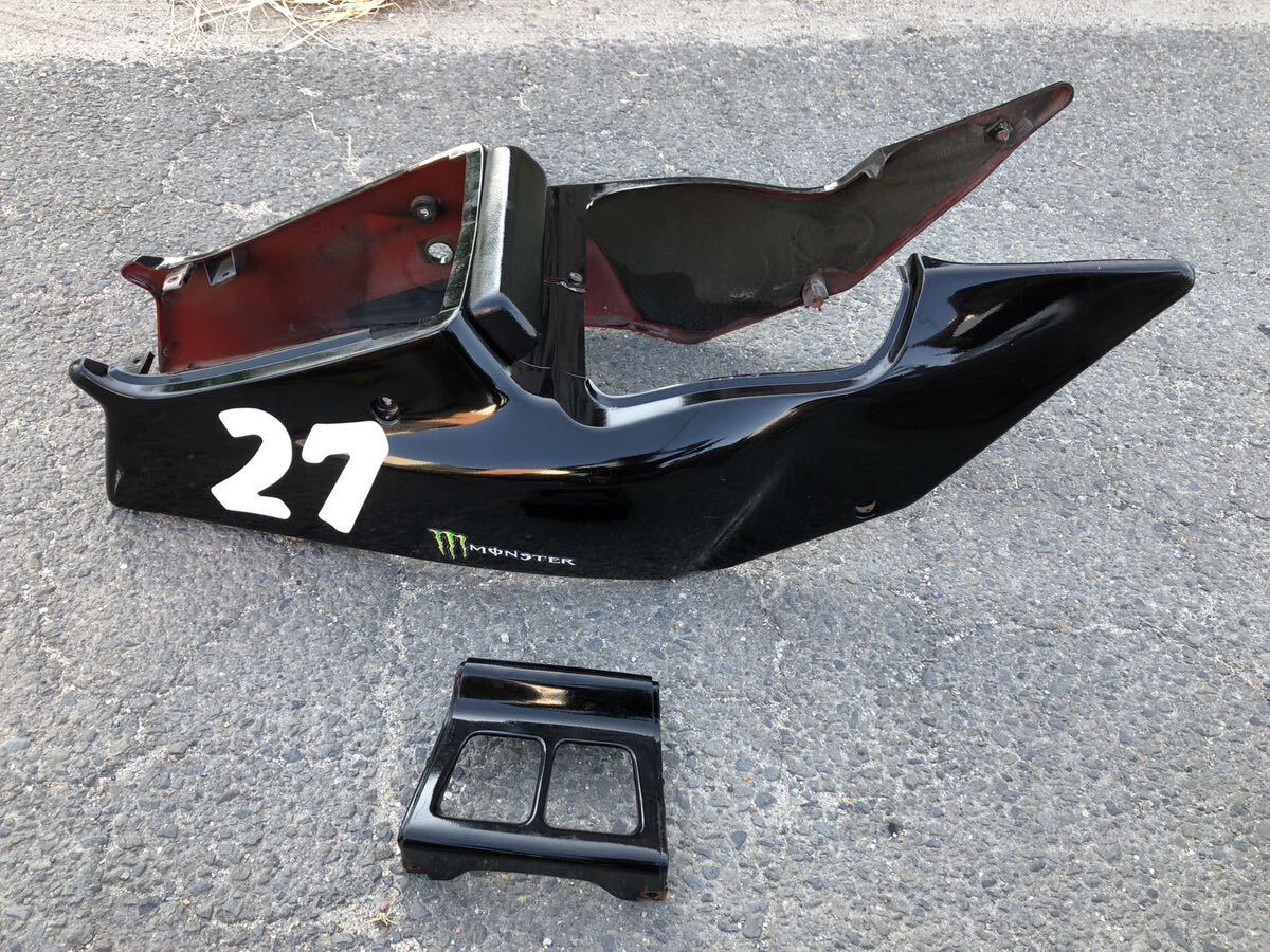 54504■ ZXR400 ZX400H (002番台〜) 純正 シートカウル サイド 外装 リア 左右拍卖